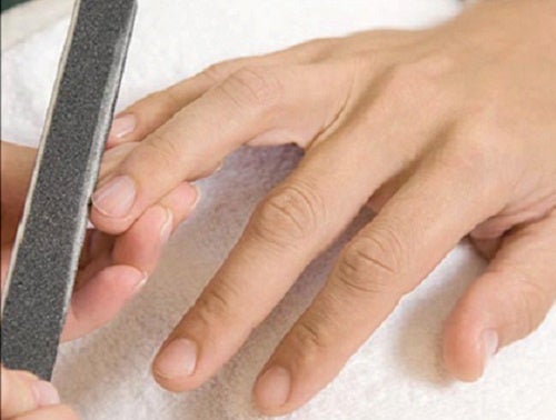 Cómo cortar correctamente las uñas de las manos y de los pies