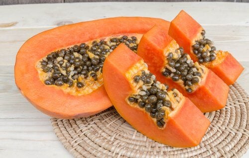 Las propiedades de la papaya — Mejor con Salud %