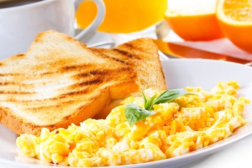 11 ingredientes para un desayuno sano — Mejor con Salud