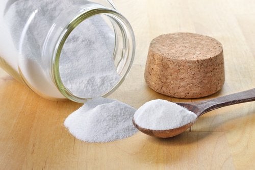 bicarbonato de sodio para limpiar la bisutería oxidada