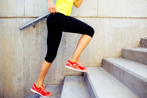 8 ejercicios que te ayudarán a quemar calorías. ¡Anímate!