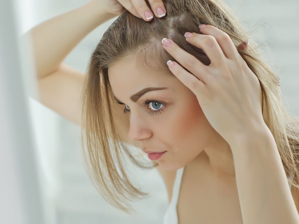 5 soluciones naturales para fortalecer el cabello fino