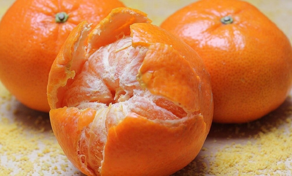 Cómo hacer una infusión de cáscara de mandarina, valeriana y manzanilla para calmar los nervios