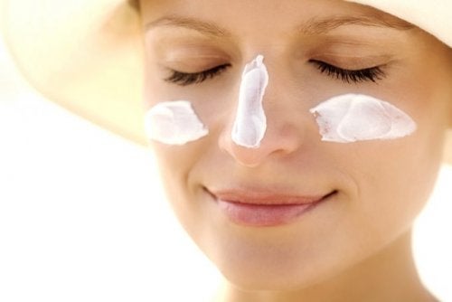 Usar el mismo protector solar en la cara y el cuerpo? — Mejor con ...