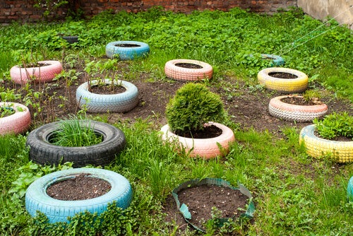 6 elementos que puedes reciclar para decorar tu jardín