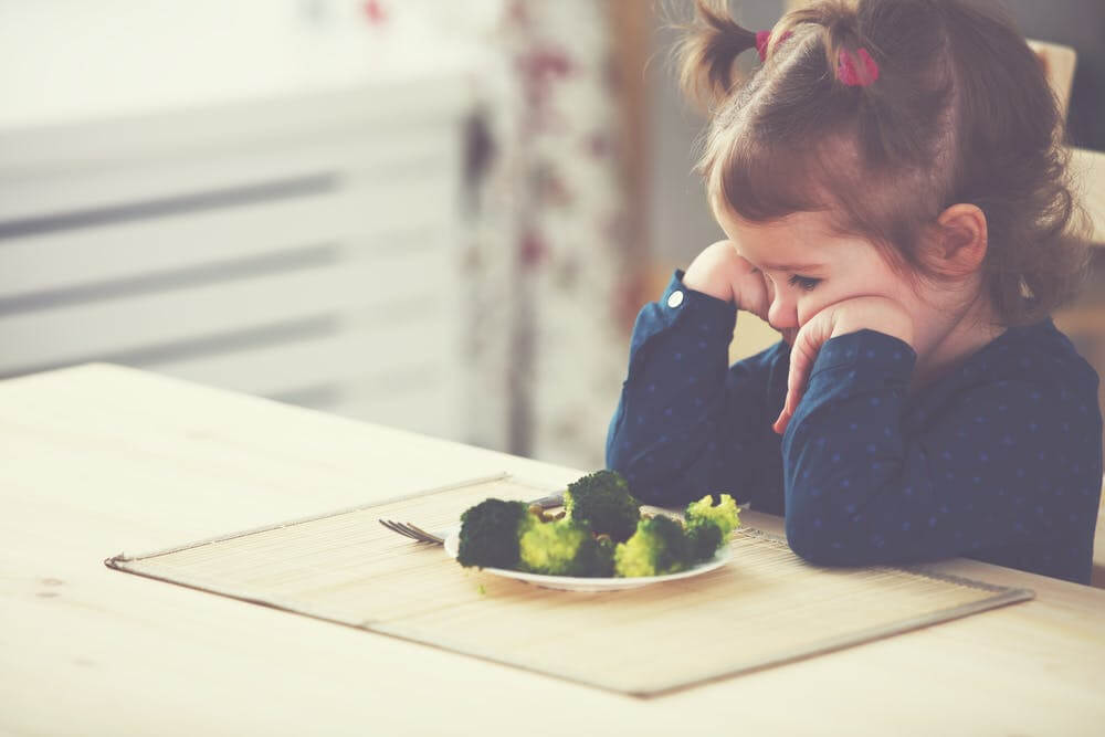 Por qué no podemos obligar a los niños a comer