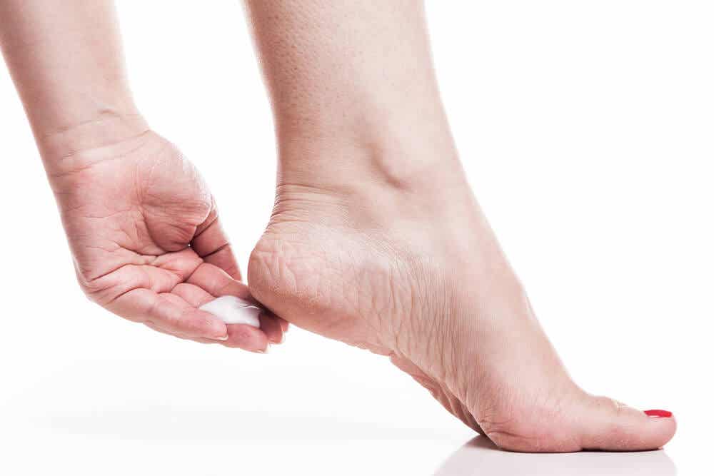 Γιατί ξεχνάμε πάντα την υγεία των ποδιών μας;